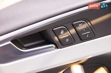 Седан Audi A4 2017 в Запоріжжі