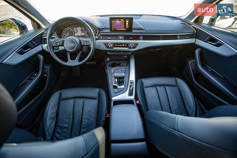 Седан Audi A4 2017 в Запоріжжі