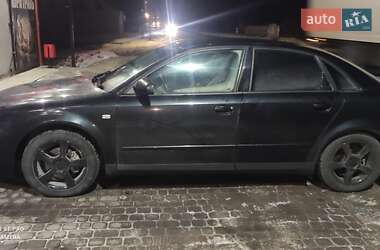 Седан Audi A4 2001 в Доброполье