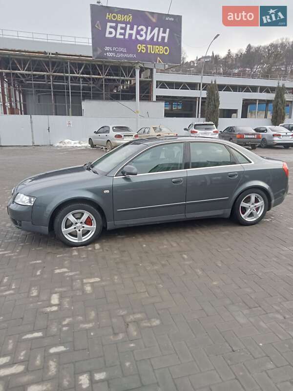 Седан Audi A4 2001 в Черновцах