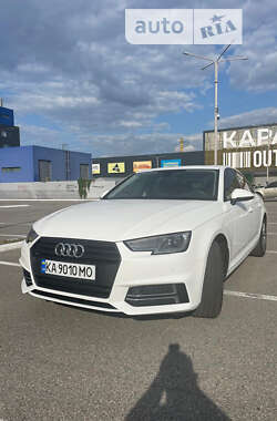 Audi A4  2019