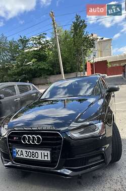 Audi A4  2015