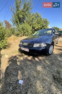 Седан Audi A4 1996 в Каменском фото Седан Audi A4 1996 в Каменском