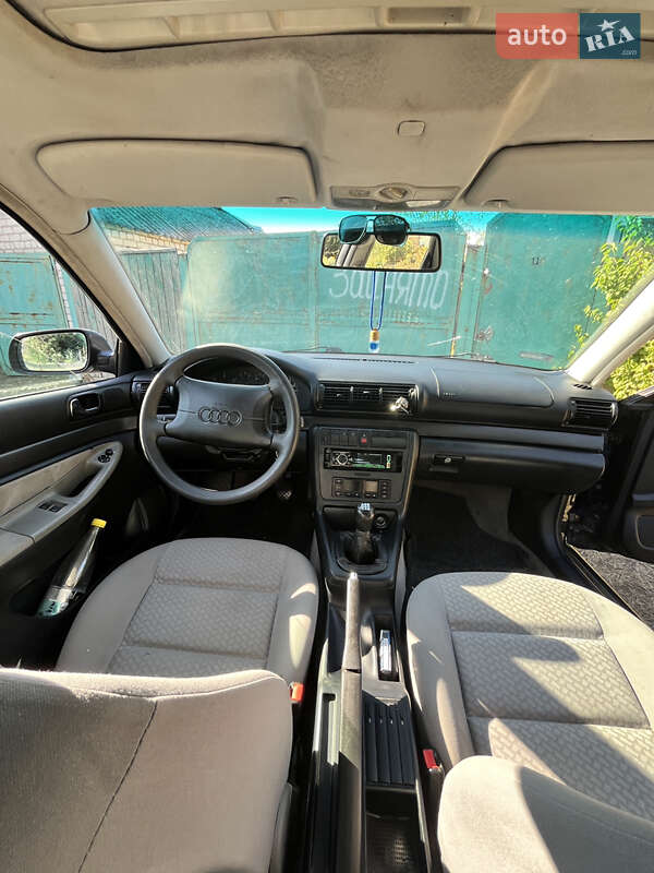 Седан Audi A4 1996 в Каменском фото 3 Седан Audi A4 1996 в Каменском