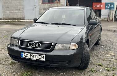 Седан Audi A4 1996 в Луцке
