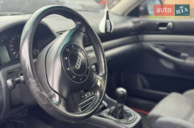 Седан Audi A4 1996 в Луцке