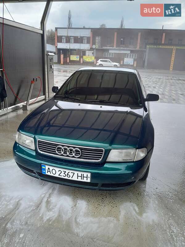 Седан Audi A4 1996 в Сваляве фото 7 Седан Audi A4 1996 в Сваляве