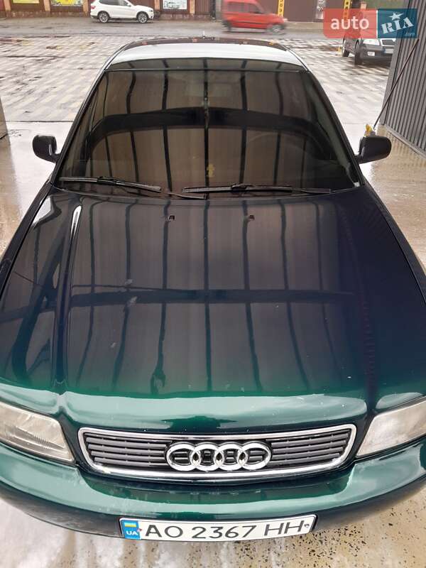 Седан Audi A4 1996 в Сваляве фото 5 Седан Audi A4 1996 в Сваляве