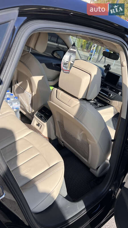 Седан Audi A4 2016 в Александрие