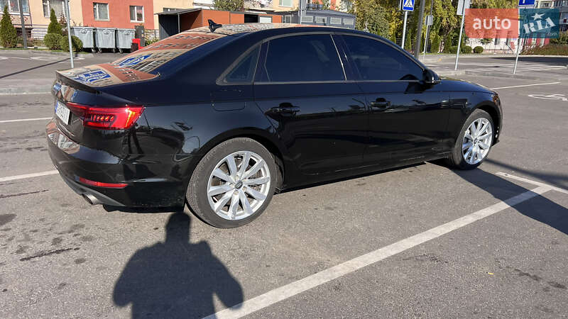 Седан Audi A4 2016 в Александрие