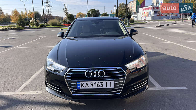 Седан Audi A4 2016 в Александрие