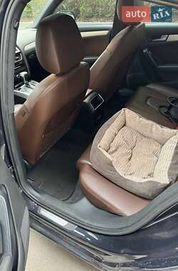 Седан Audi A4 2013 в Киеве