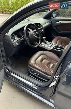 Седан Audi A4 2013 в Киеве