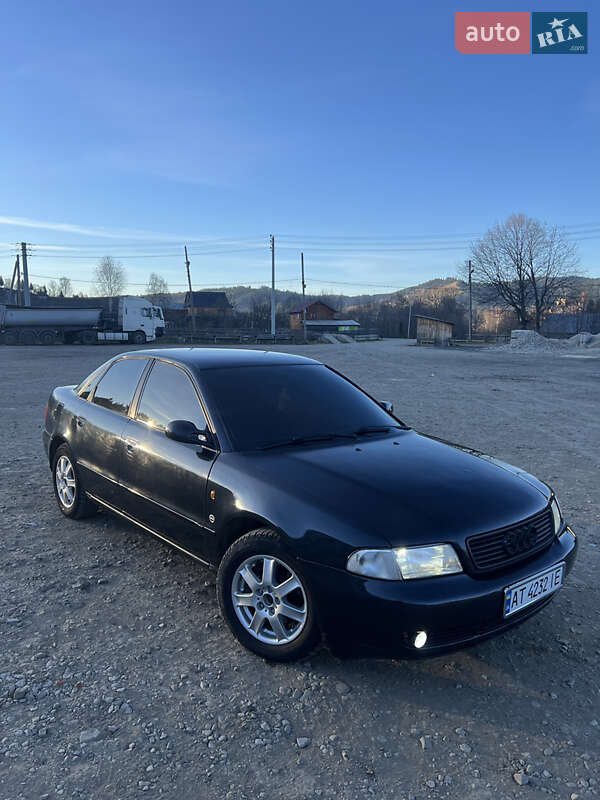 Audi A4 1995 року в Івано-Франківську