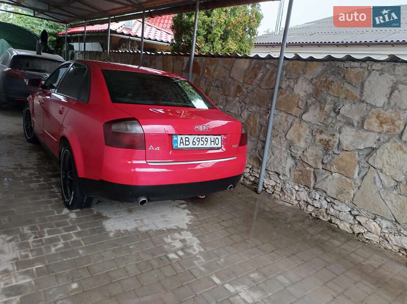 Седан Audi A4 2003 в Шаргороді