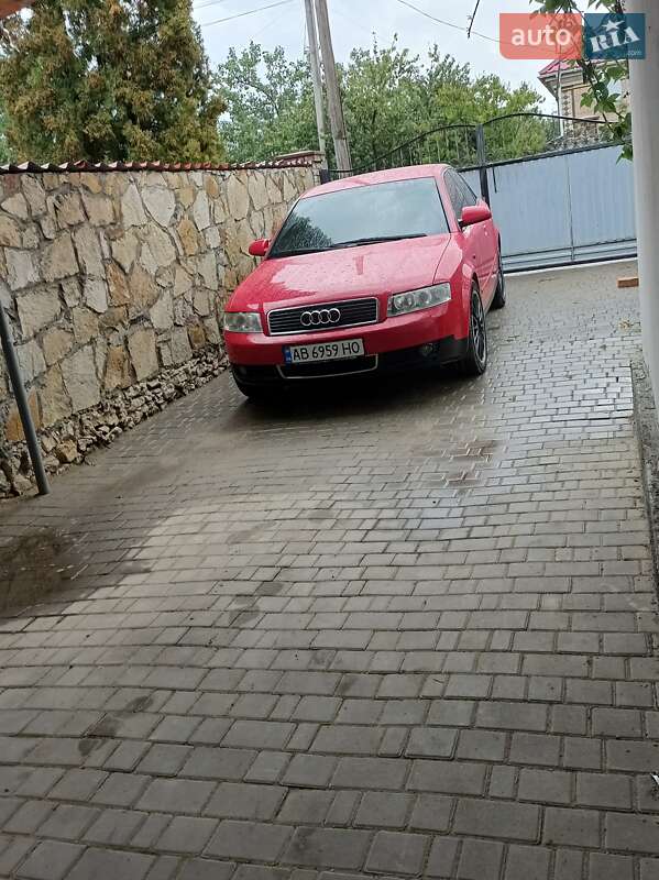 Седан Audi A4 2003 в Шаргороді