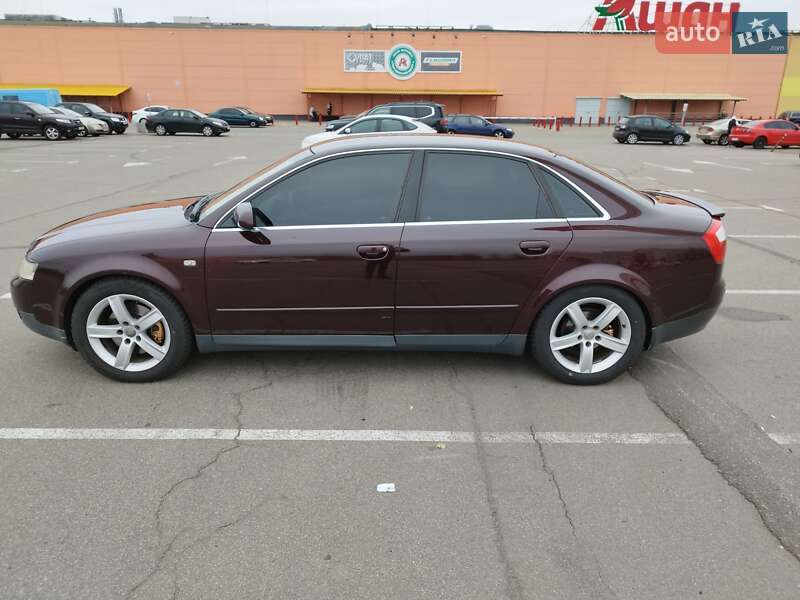 Седан Audi A4 2002 в Киеве