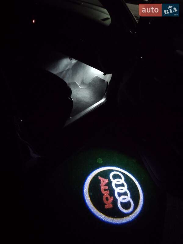 Седан Audi A4 2002 в Киеве