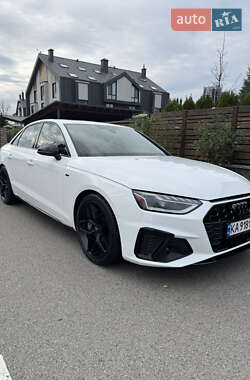 Audi A4  2022