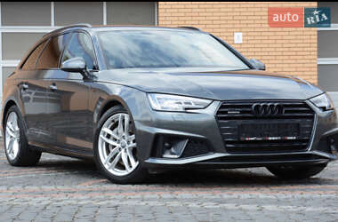Audi A4  2019