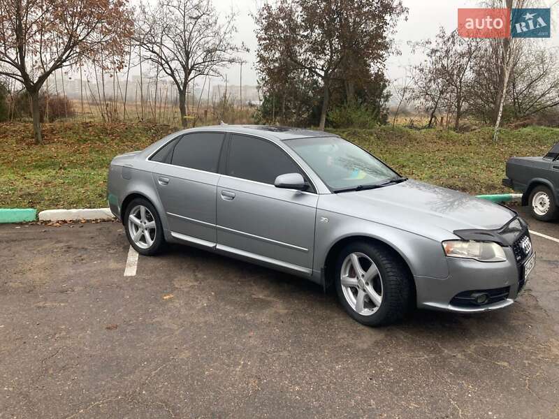Седан Audi A4 2008 в Южному