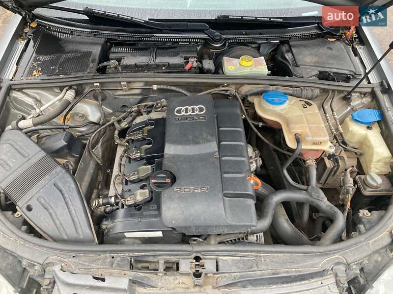 Седан Audi A4 2008 в Южному