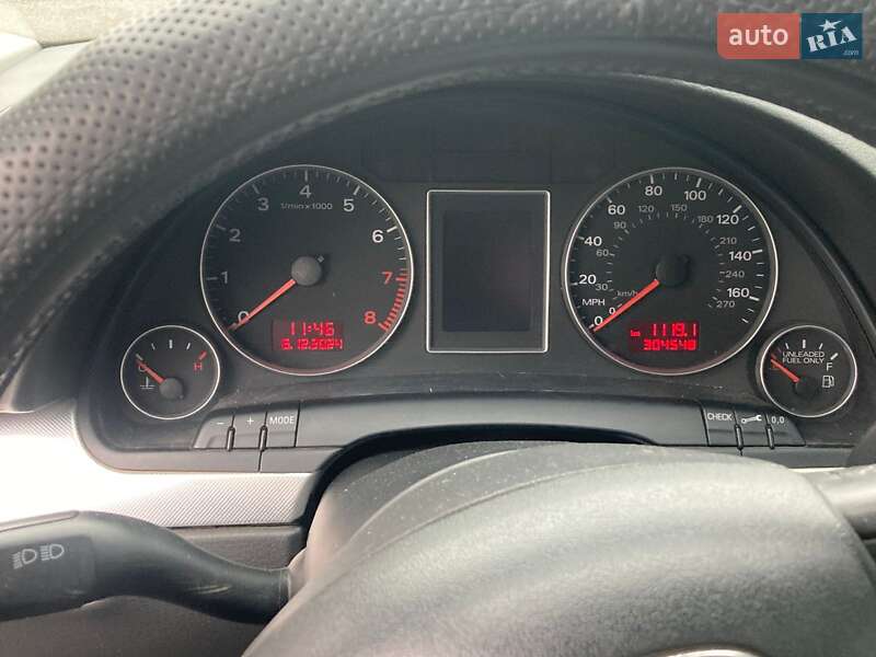 Седан Audi A4 2008 в Южному