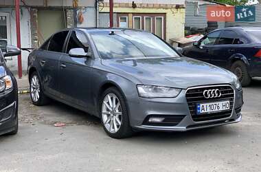 Audi A4  2012