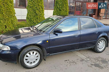 Audi A4  1998