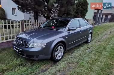 Audi A4  2001