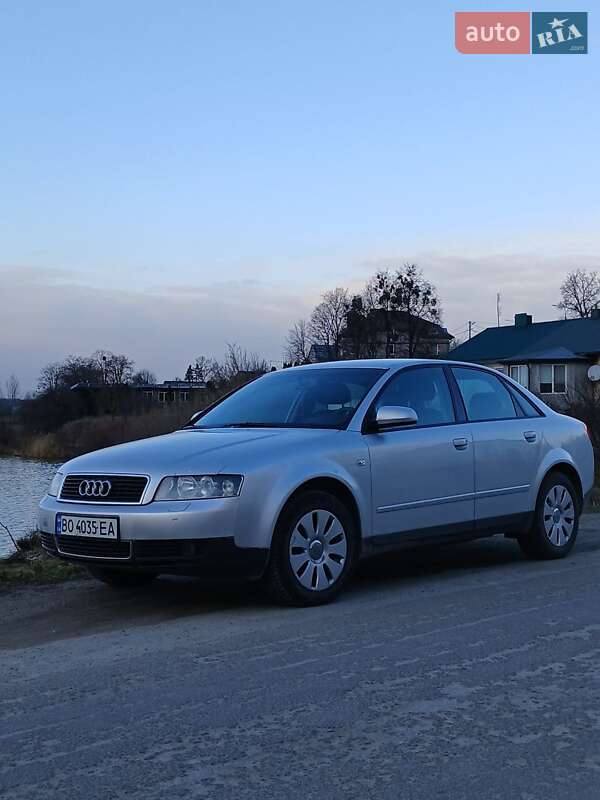Седан Audi A4 2002 в Тернополе
