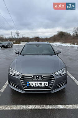 Audi A4  2017
