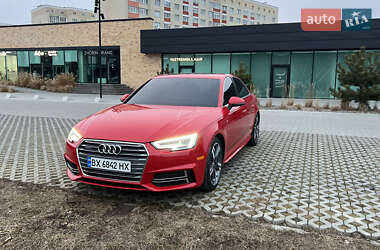 Audi A4  2016