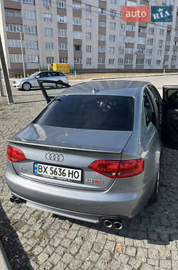 Седан Audi A4 2012 в Хмельницькому