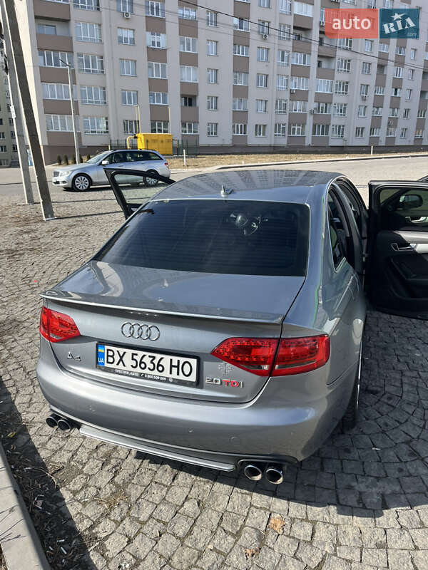 Седан Audi A4 2012 в Хмельницькому