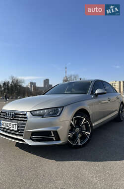 Audi A4  2016