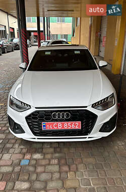 Седан Audi A4 2022 в Львове