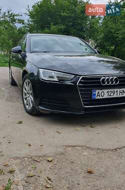 Audi A4  2016
