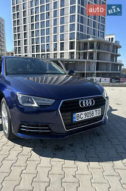 Audi A4  2019