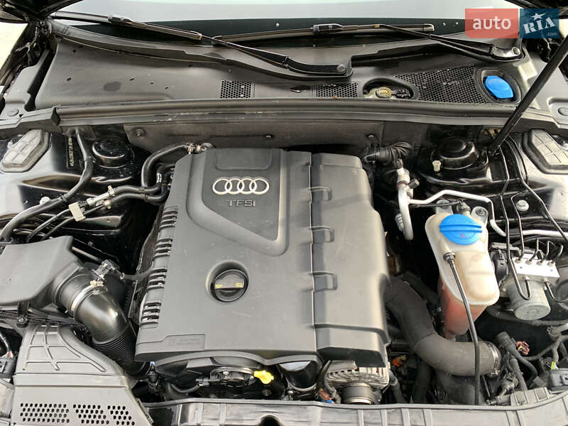 Седан Audi A4 2013 в Хмельницком
