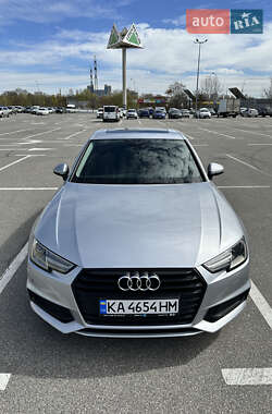 Audi A4  2016