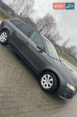 Audi A4  2011