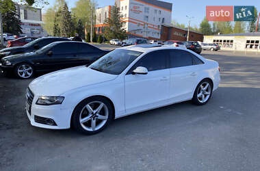 Audi A4  2011