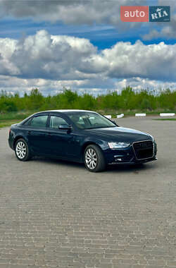 Audi A4  2014
