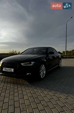 Audi A4  2015