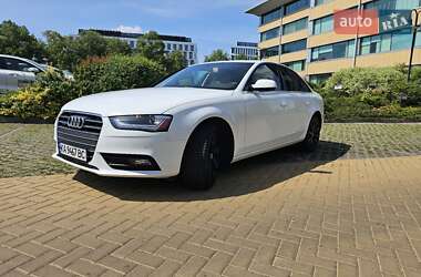 Audi A4  2012