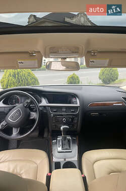 Седан Audi A4 2013 в Мукачевому