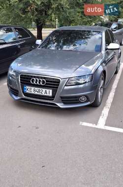 Audi A4  2011