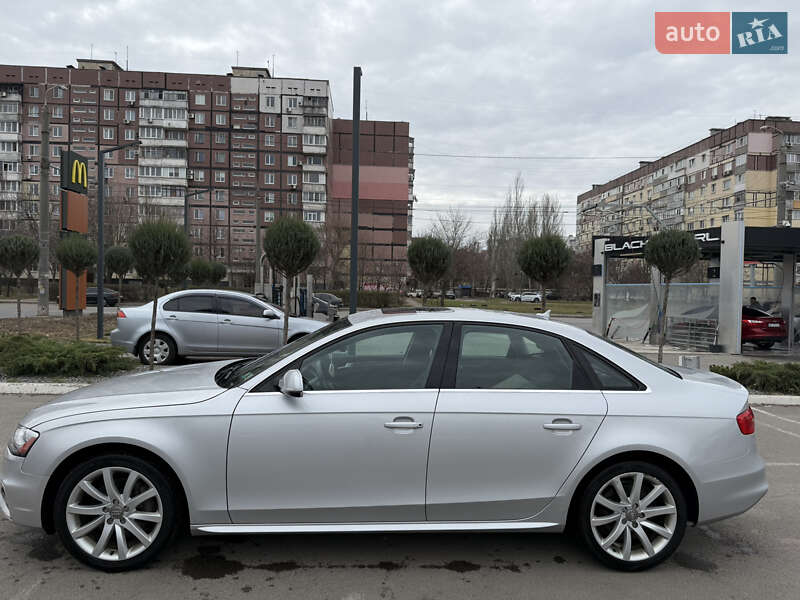 Седан Audi A4 2014 в Днепре