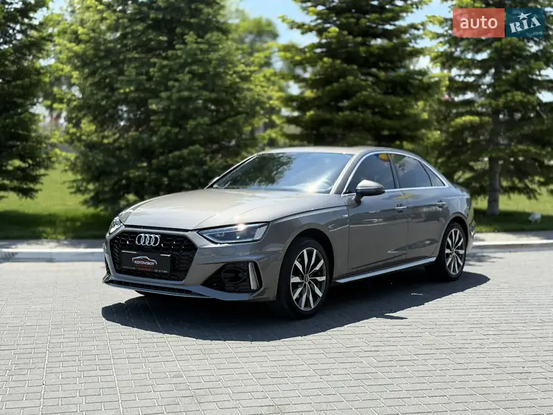 Audi A4 2021